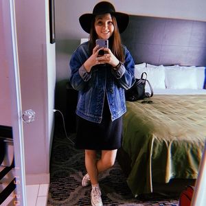 Meet your Posher, Emma